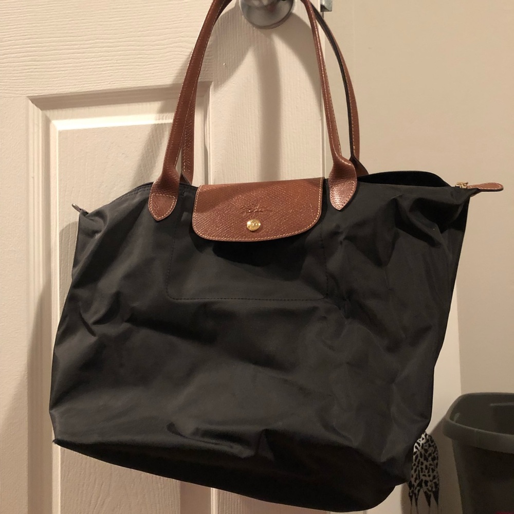 Large black Longchamp Le Pliage